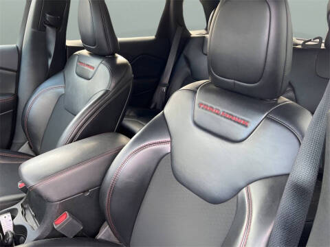 2022 Jeep Cherokee Trailhawk