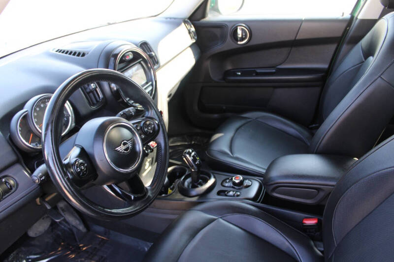 2020 MINI Countryman Cooper