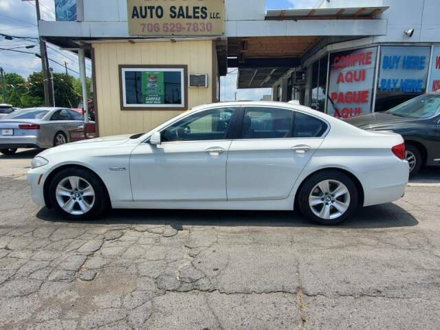 2013 BMW 5 Series for sale at DAGO'S AUTO SALES LLC in Dalton, GA