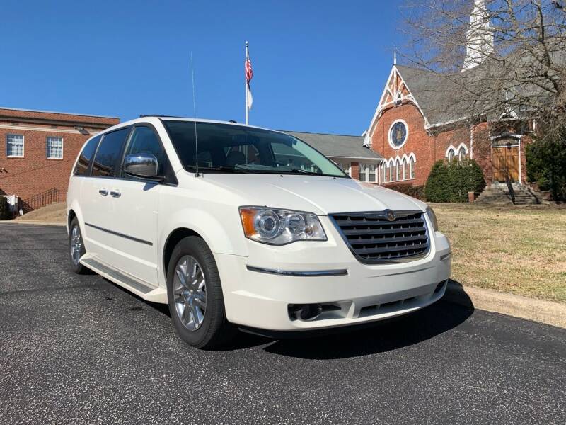 2008 Chrysler Town and Country for sale at Automax of Eden in Eden NC