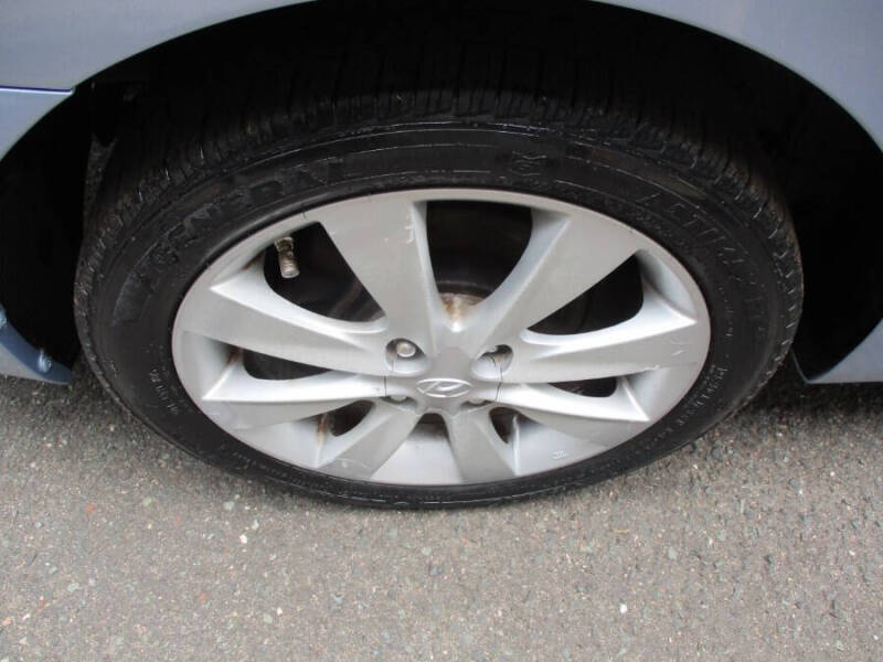 2013 Hyundai Accent GLS