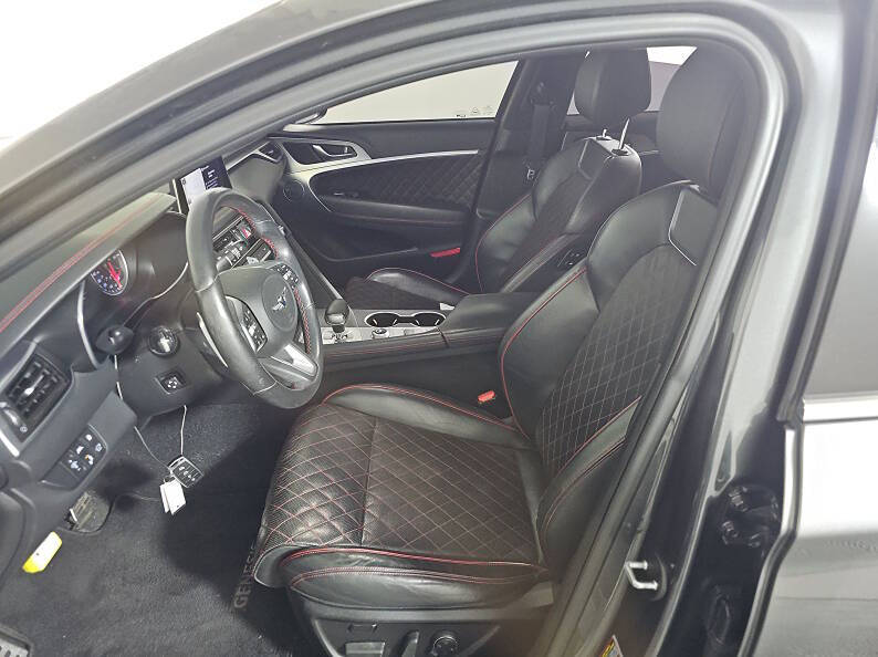 2020 Genesis G70