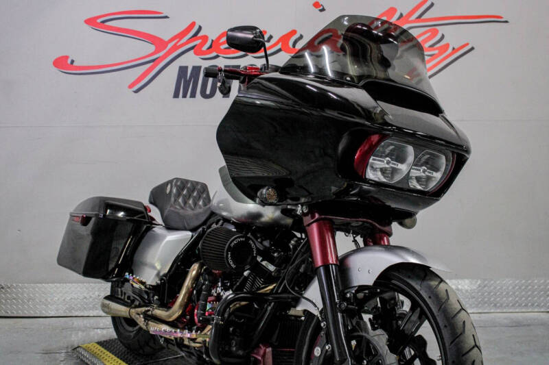 2017 Harley-Davidson Road Glide Special