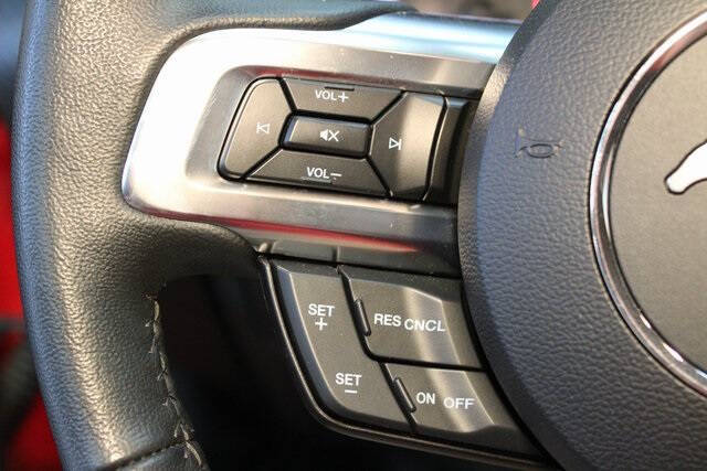 2022 Ford Mustang EcoBoost