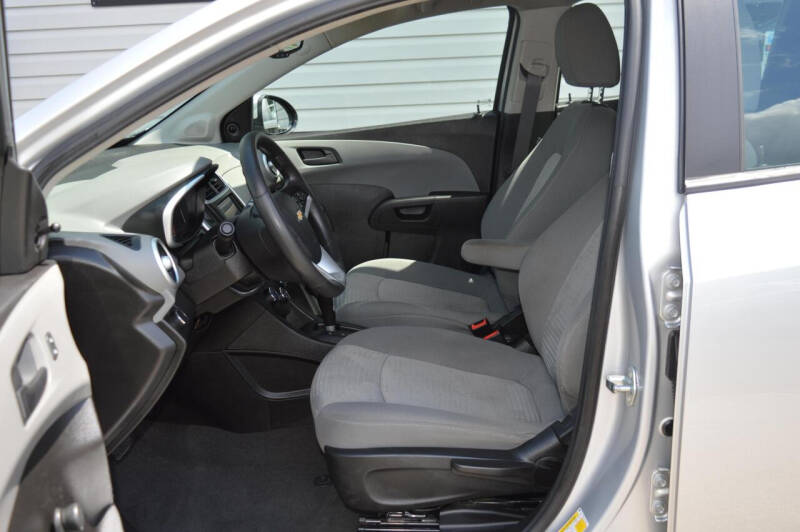 2020 Chevrolet Sonic LT