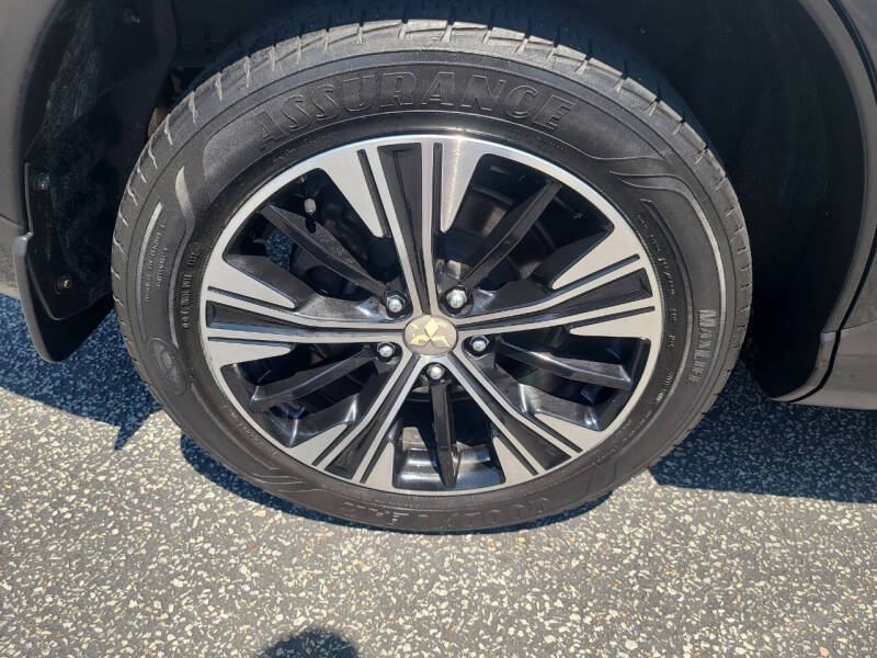 2022 Mitsubishi Eclipse Cross SE Special Edition