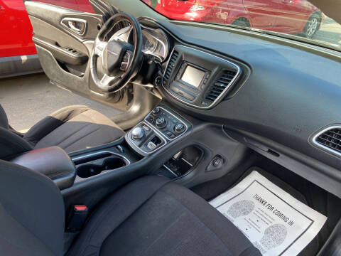 2015 Chrysler 200 Limited