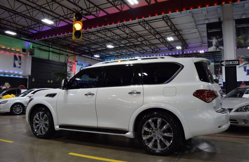2011 Infiniti QX56