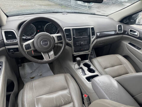 2012 Jeep Grand Cherokee Laredo