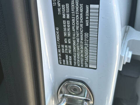 2023 Porsche Macan