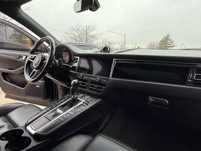 2021 Porsche Macan S