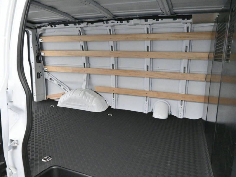 2024 GMC Savana 2500