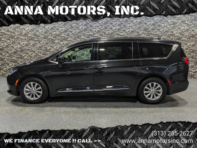 2019 Chrysler Pacifica for sale at ANNA MOTORS, INC. in Detroit MI