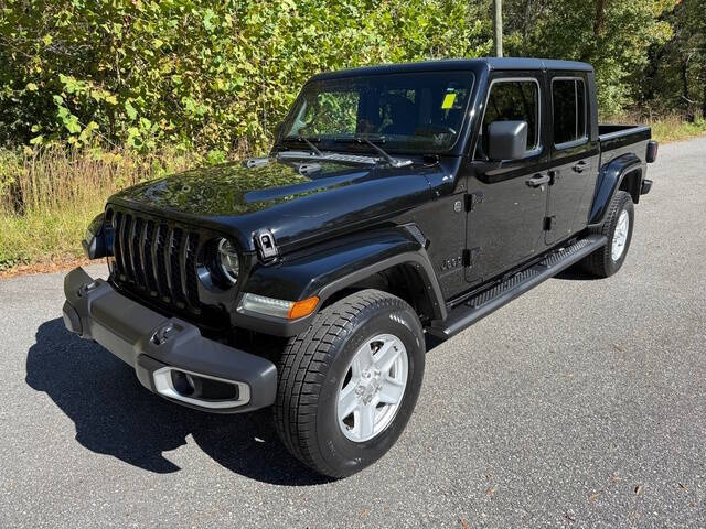 2022 Jeep Gladiator Sport S