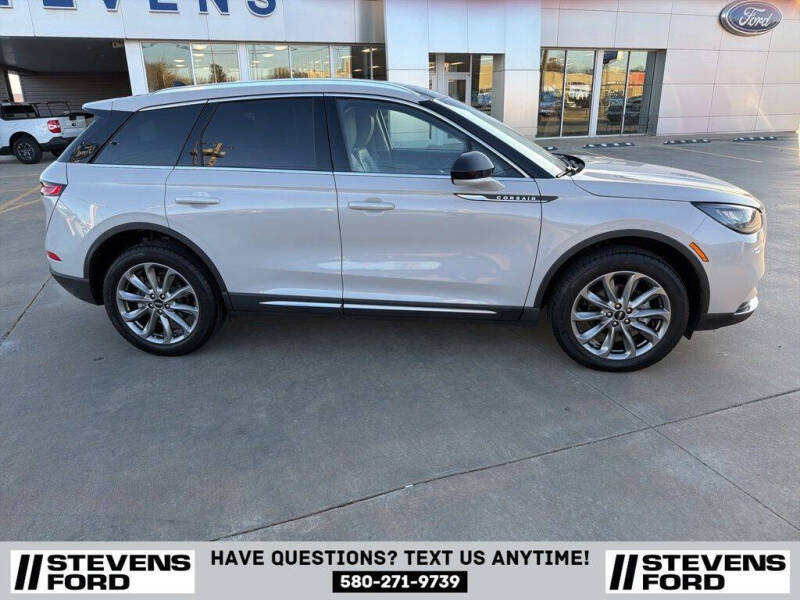 2022 Lincoln Corsair Standard