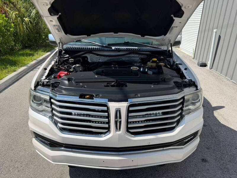 2017 Lincoln Navigator Select