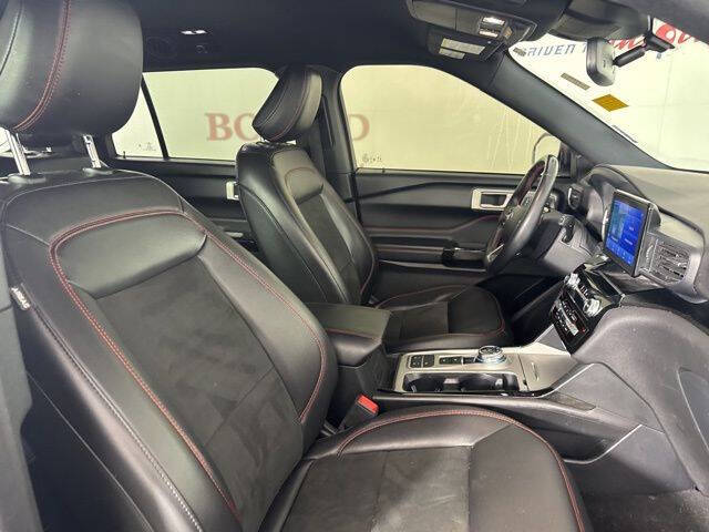 2022 Ford Explorer ST-Line