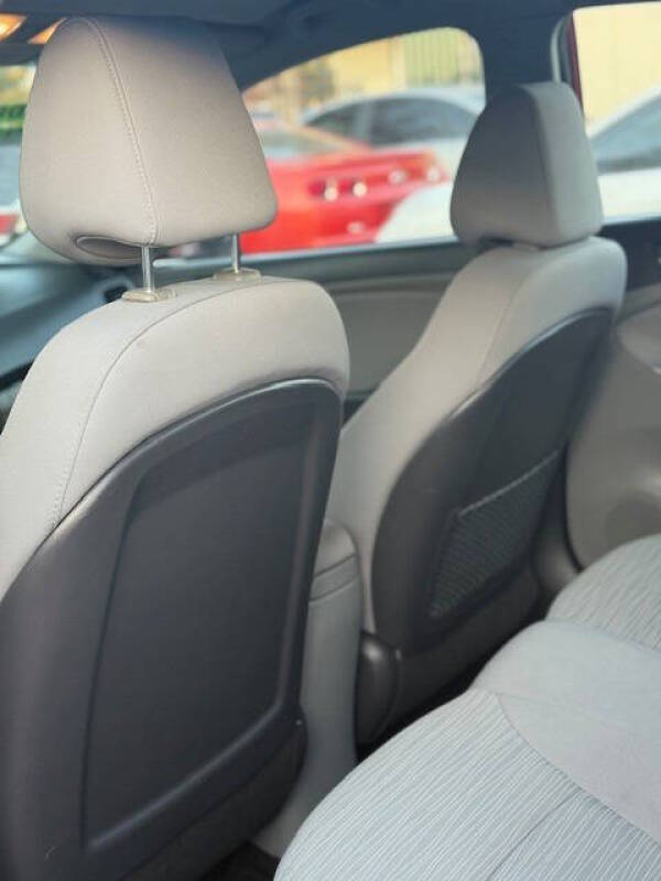 2017 Hyundai Accent Value Edition