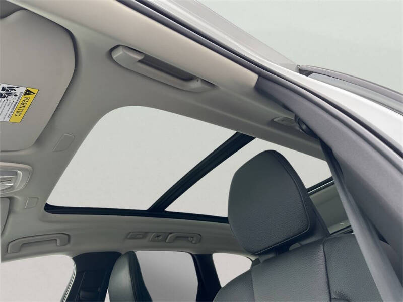 2025 Volvo XC60 B5 Plus Dark Theme