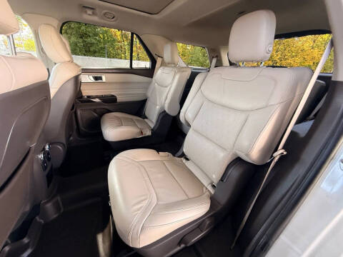 2020 Ford Explorer Platinum