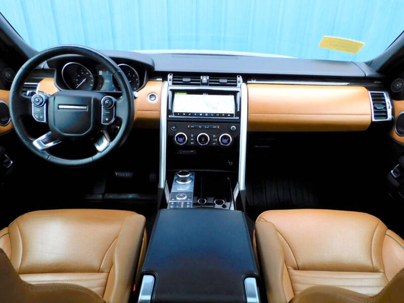 2017 Land Rover Discovery HSE Luxury