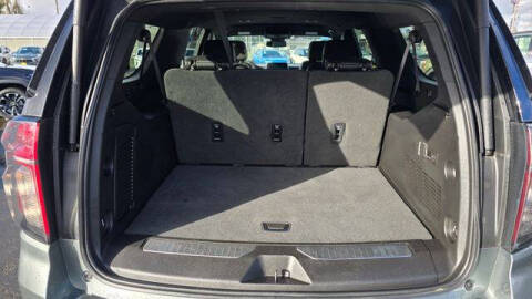 2023 Chevrolet Suburban Premier