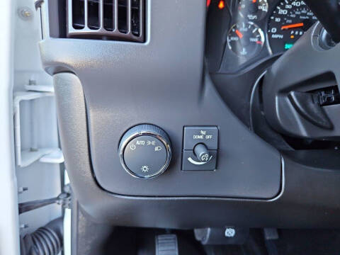 2024 Chevrolet Express 2500