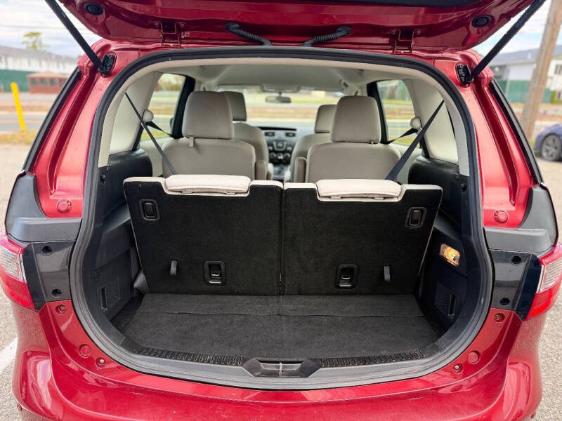 2013 Mazda MAZDA5 Touring