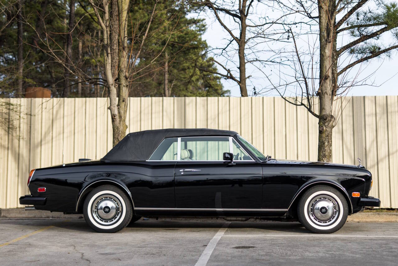 1991 Rolls-Royce Corniche 4