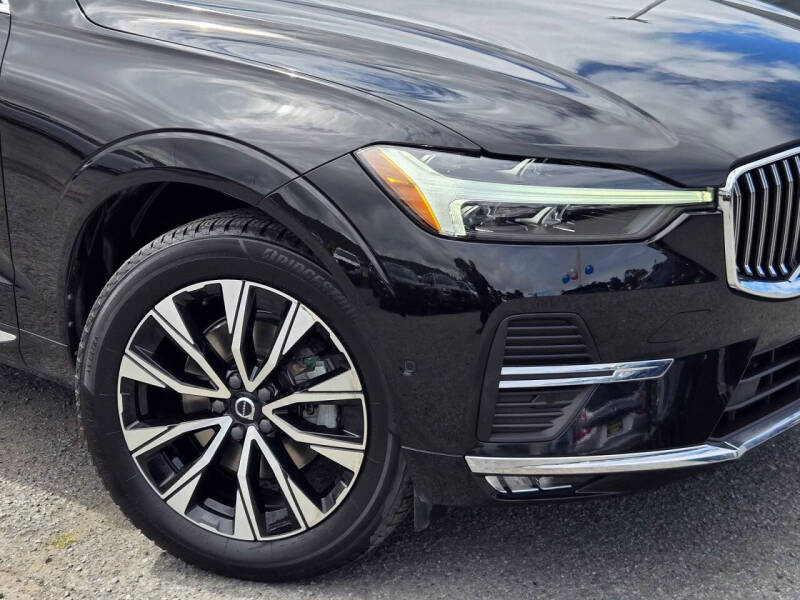 2023 Volvo XC60 B5 Plus Bright Theme