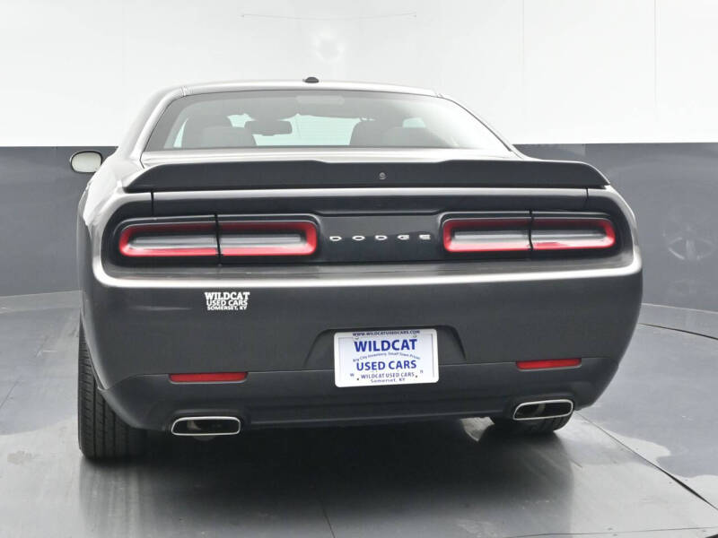2021 Dodge Challenger SXT