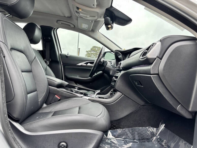 2018 Infiniti QX30 Premium