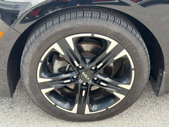 2023 Kia K5