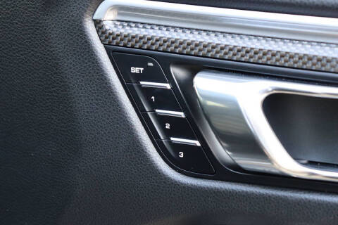 2017 Porsche Macan
