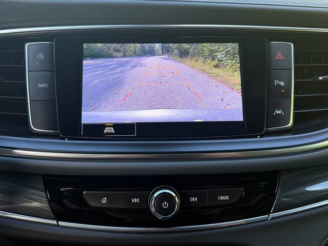 2024 Buick Enclave Essence