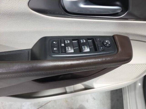 2017 Chrysler Pacifica Touring-L Plus