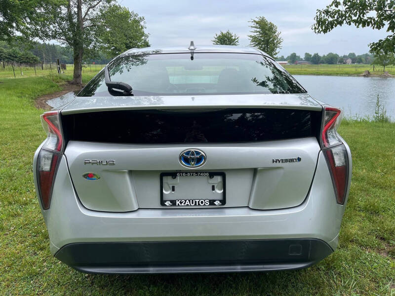 2016 Toyota Prius Two