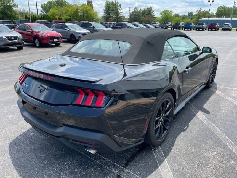 2025 Ford Mustang EcoBoost Premium