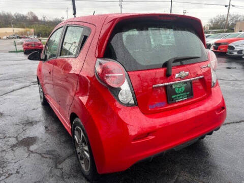 2016 Chevrolet Spark EV 2LT