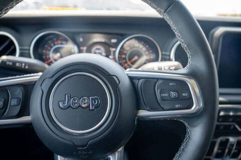 2022 Jeep Gladiator Overland