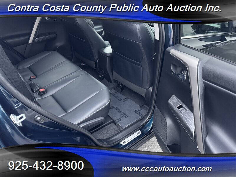 2017 Toyota RAV4 Platinum