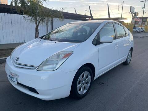 2005 Toyota Prius for sale at Singh Auto Outlet in North Hollywood CA