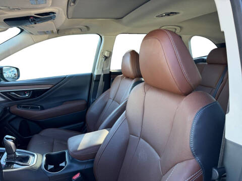 2022 Subaru Outback Touring