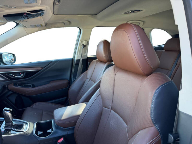 2022 Subaru Outback Touring