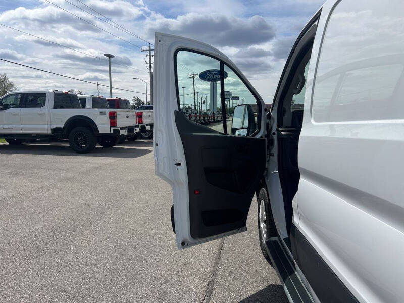 2025 Ford Transit