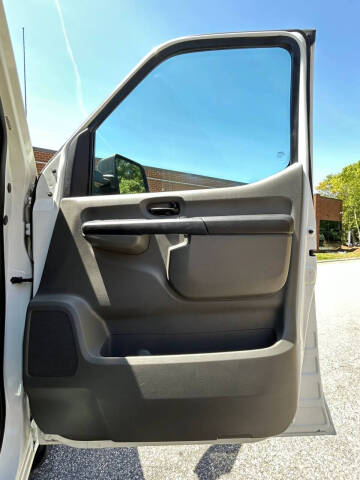 2021 Nissan NV