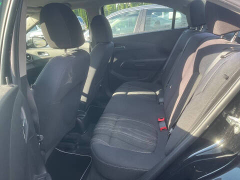 2016 Chevrolet Sonic LT Auto