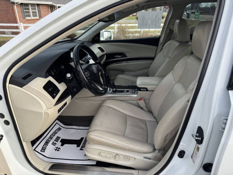 2016 Acura RLX w/Advance