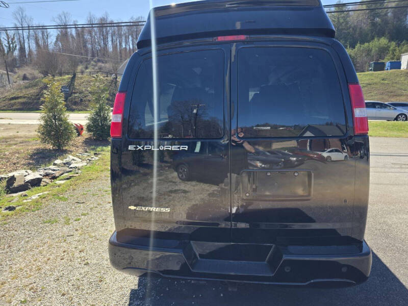 2018 Chevrolet Express 2500