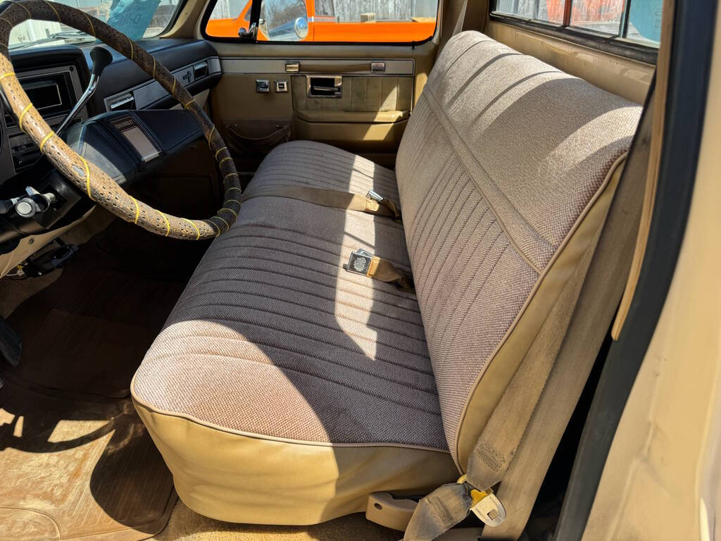 1987 Chevrolet R/V 20 Series 350